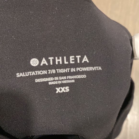 Athleta salutation 7/8 tight black workout leggings - Picture 4 of 4